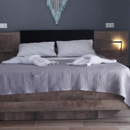 Spartines Home Votsi  Bagian luar foto